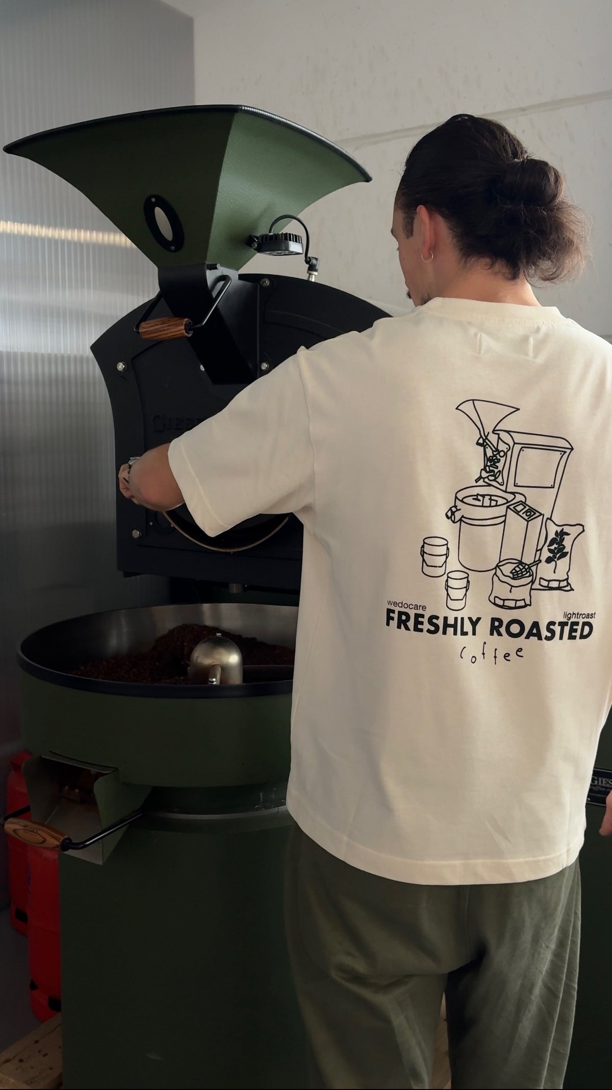 Freshly Roasted Shirt, Kaffeeröster, Specialty Coffee