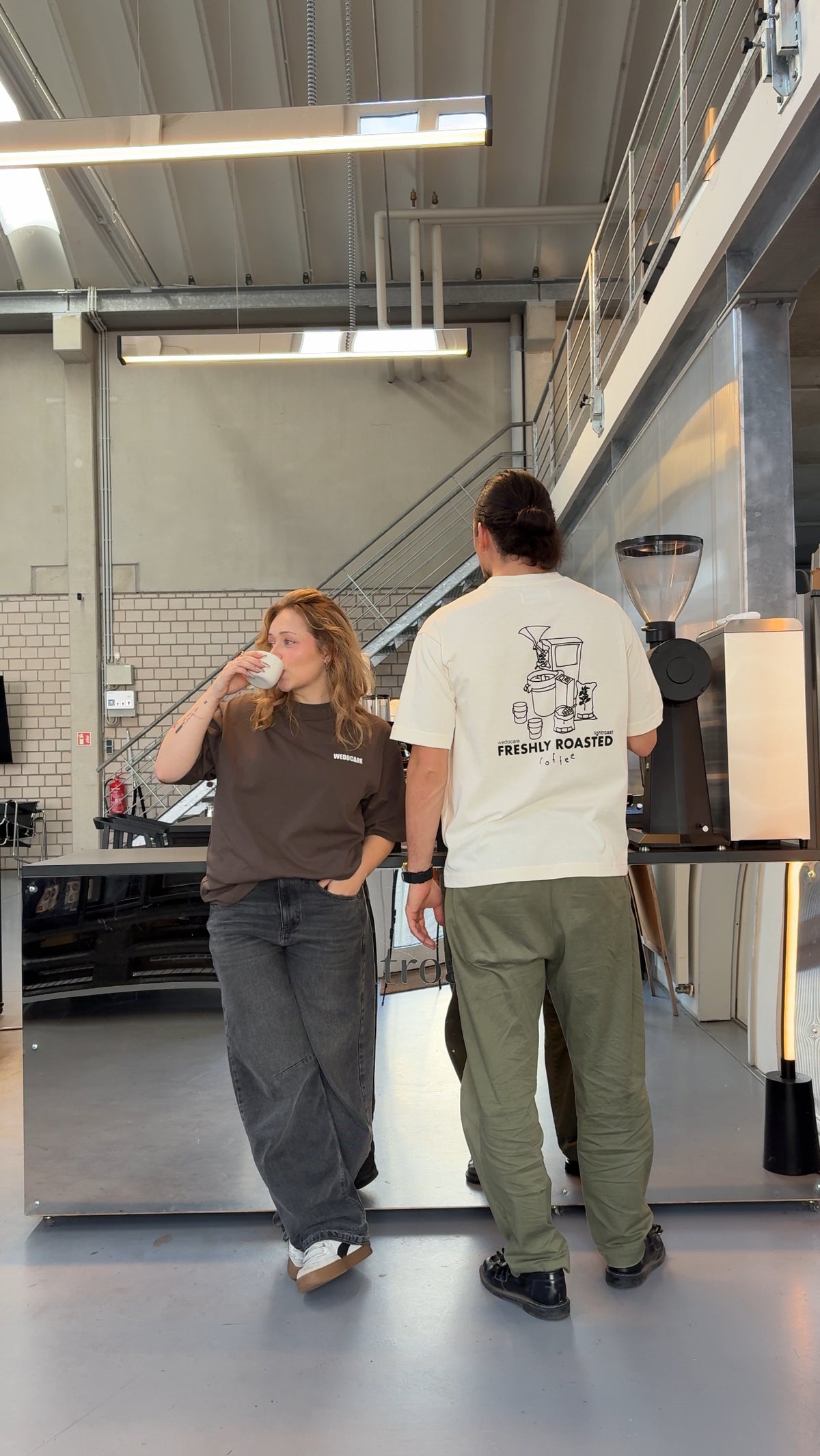 Freshly Roasted Shirt, Specialty Coffee, Lightroast Düsseldorf Theke